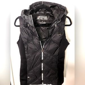 MICHAEL KORS | Hooded Puffy Vest